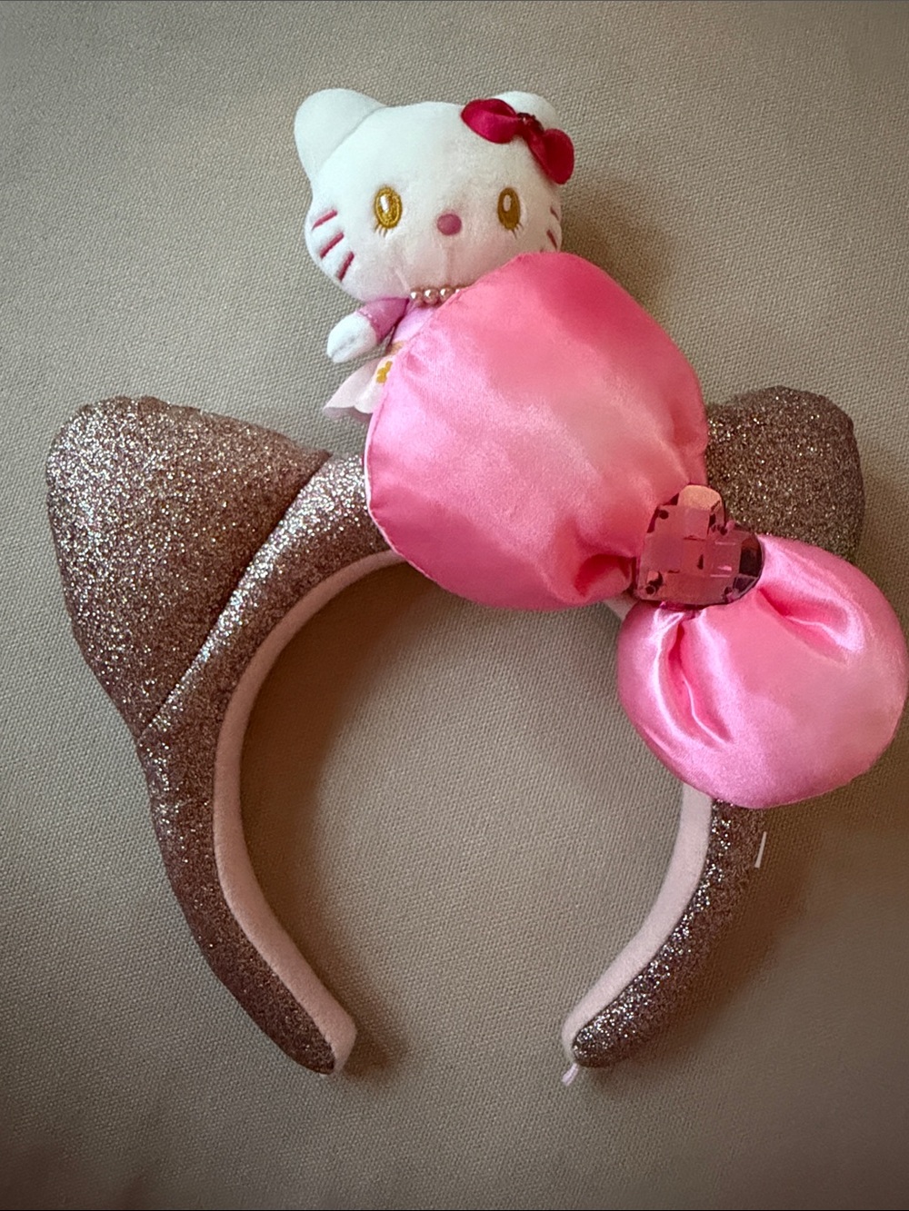 Universal Studios Japan Hello Kitty Glitter Cat Ear Headband with Pink Bow